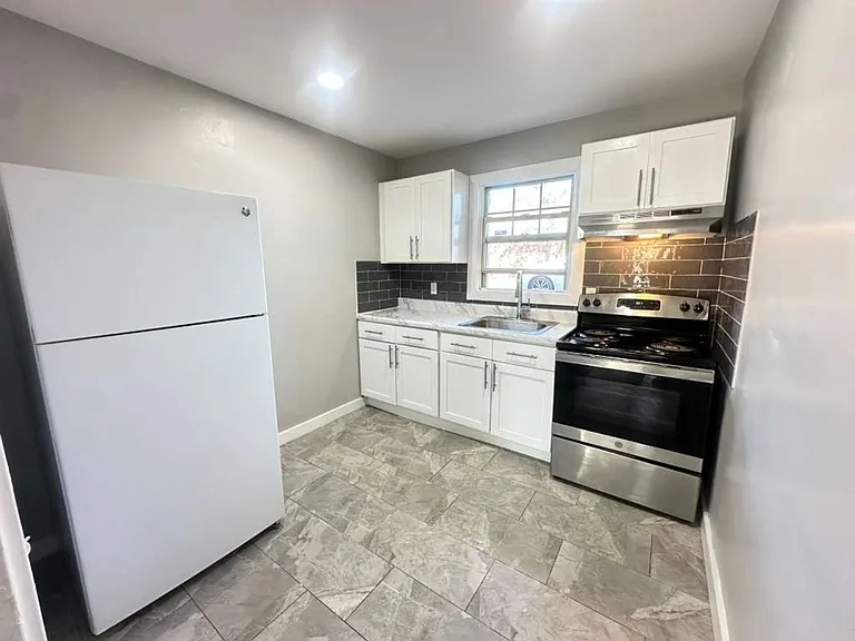 Promenade Villas & Commons — Photo 3
