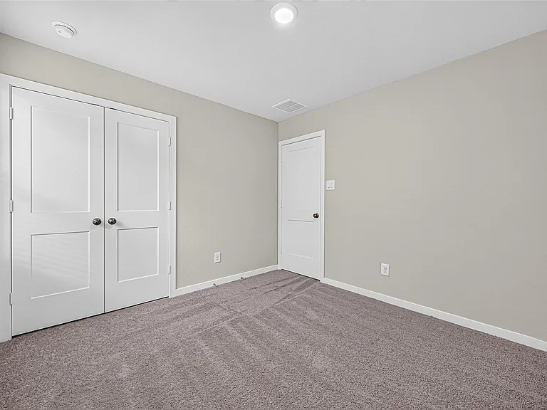 186 Valiant Ridge Trl — Photo 12