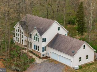165 Roaring Rocks Rd, Upper Black Eddy, PA 18972