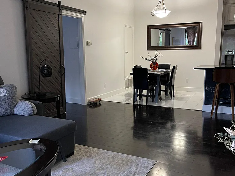 10551 Lakeside Dr S — Photo 16