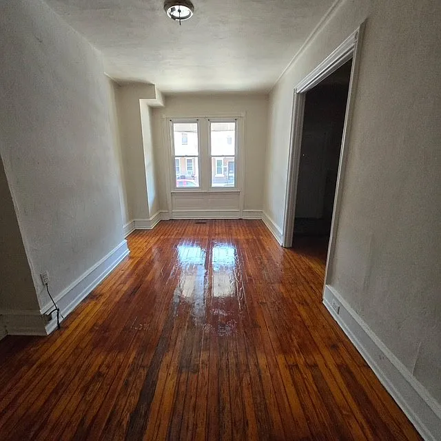 4 bed, $2,195 — Photo 4