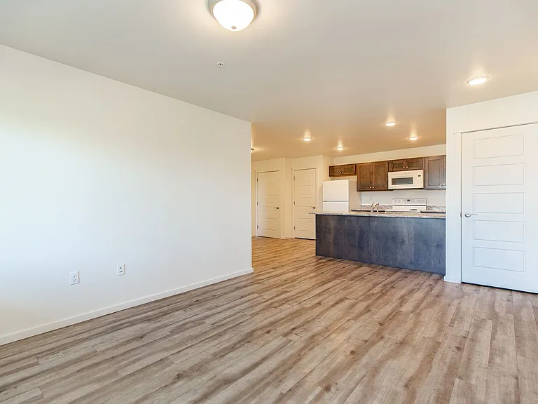 Cottonwood Corner Apartments — Photo 77