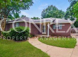 447 River Oaks Dr, Wetumpka, AL 36092