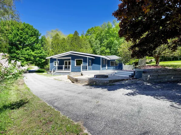 777 Pilgrim Hwy, Frankfort, MI 49635