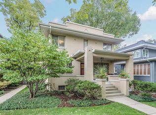 318 14th St, Wilmette, IL 60091