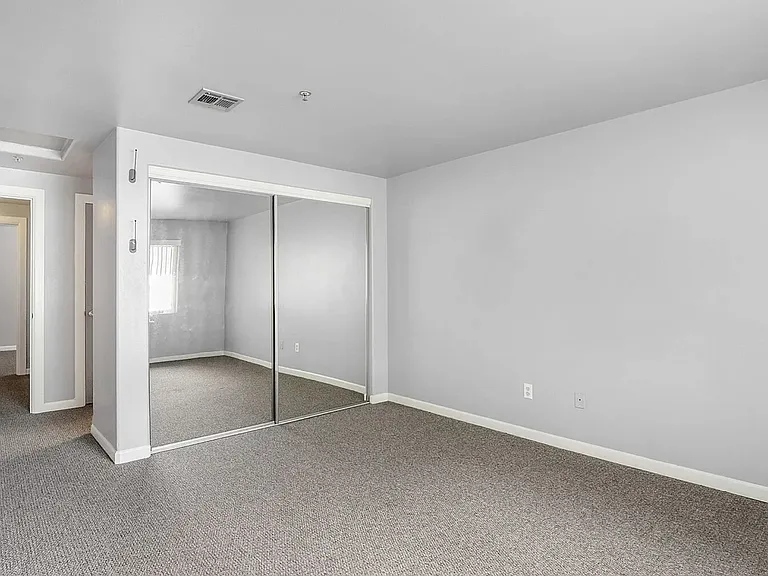 2900 W Marina Dr #303 — Photo 9