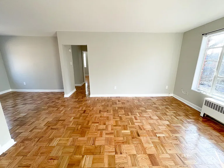 10417 Montrose Ave #M302 — Photo 5