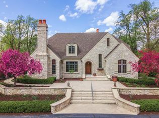 10 Sunset Rd, Bloomington, IL 61701