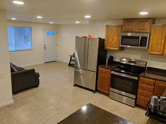 2nd image of 6001 6th Ave SE