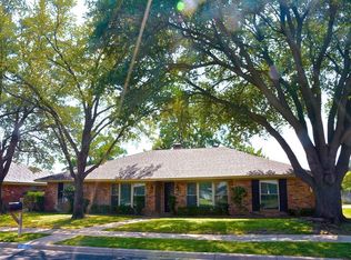 1506 Cresthaven Dr, Pantego, TX 76013