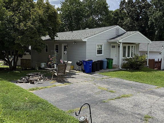4th image of 5758 Augustine Ave