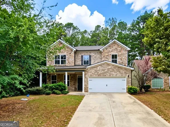 8 Black Diamond Dr, Fairburn, GA 30213