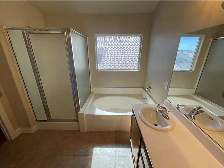5947 Silver Trace Ct — Photo 12