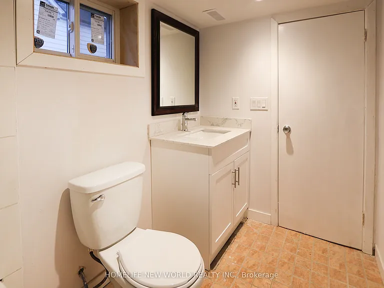 32 Pendeen Ave — Photo 26