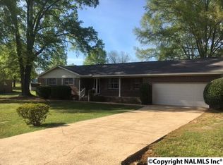 4160 Southpoint Cir N, Southside, AL 35907