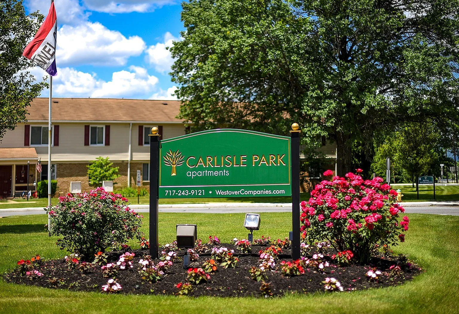 Carlisle Park Apartments — Photo 2