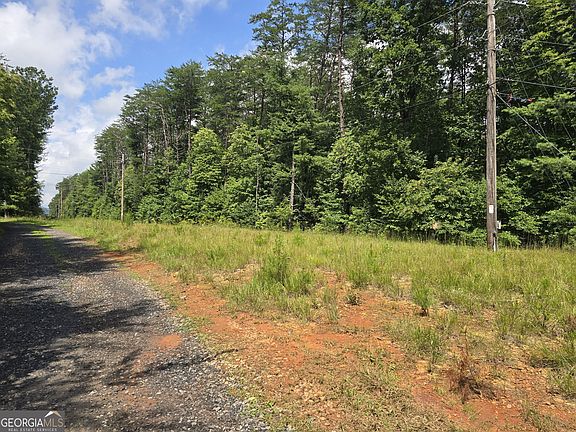5th image of 395 Payne Rd