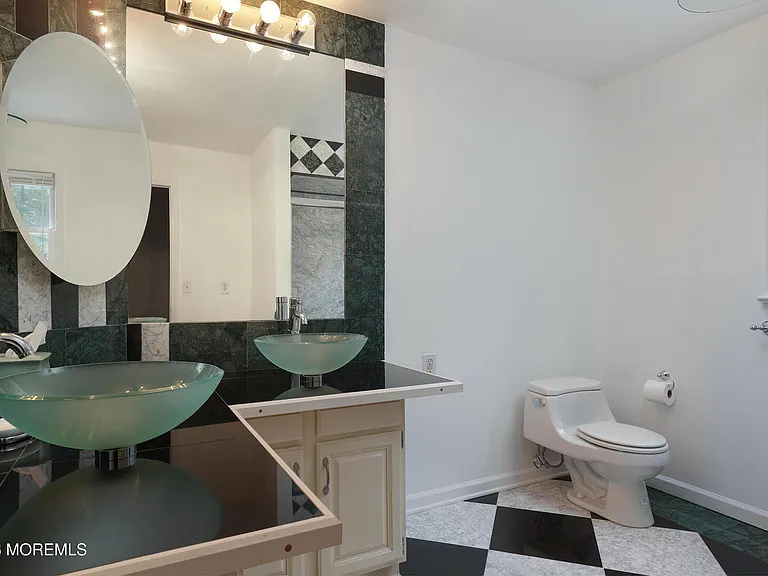 18 Seven Oaks Dr — Photo 27