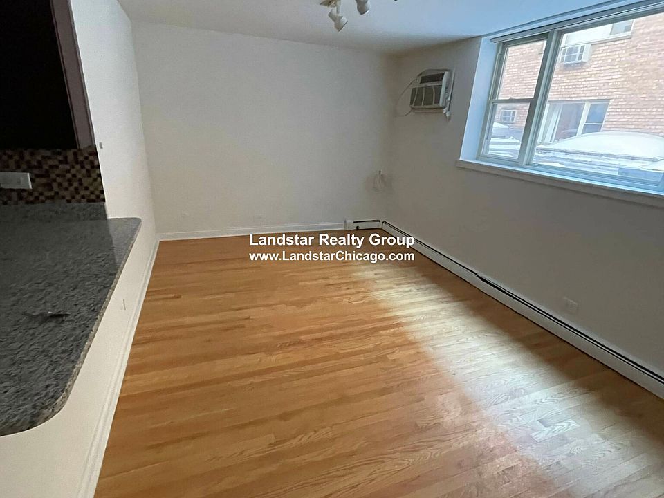 1st image of 3710 N Pine Grove Ave APT 205