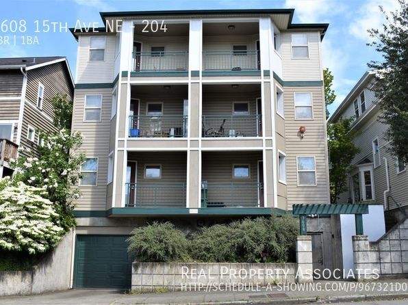 University of Washington New Apartment Studio w/kitchen and balcony,  Seattle – Updated 2024 Prices