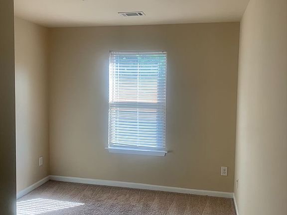 4th image of 3046 Bonnes Dr
