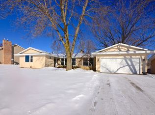 4916 Normandale Highlands Dr, Bloomington, MN 55437