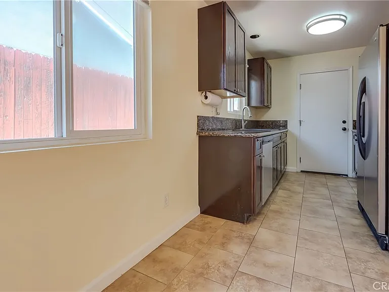 633 Elaine Ave — Photo 14
