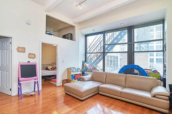 Rented by Streetwise NYC LLC | media 3