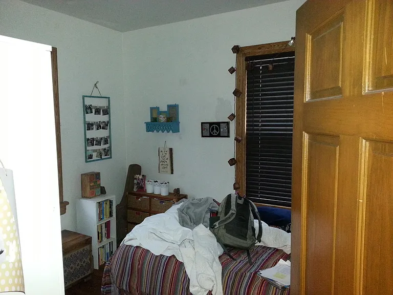 2512 Clark Ave — Photo 8