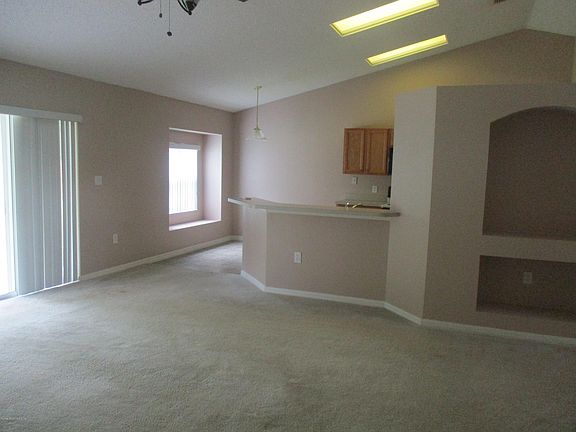 3rd image of 2627 Tepee Ave SE