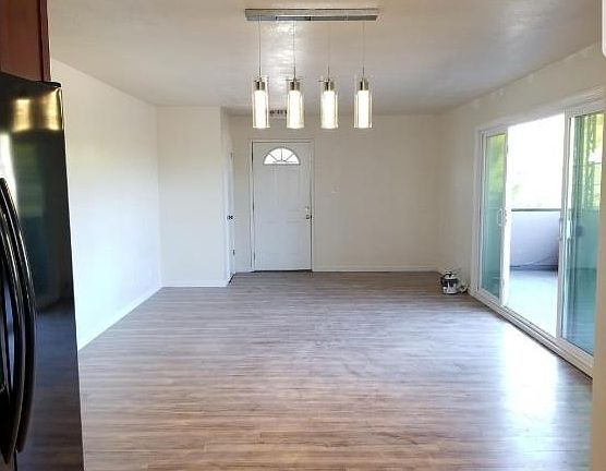 5th image of 2710 Melendy Dr #0