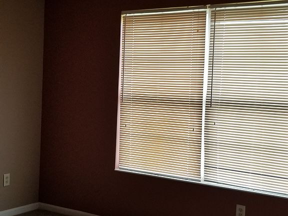 5th image of 1100 Timberland Dr
