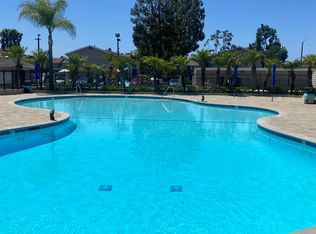 19895 Coventry Ln, Huntington Beach, CA 92646