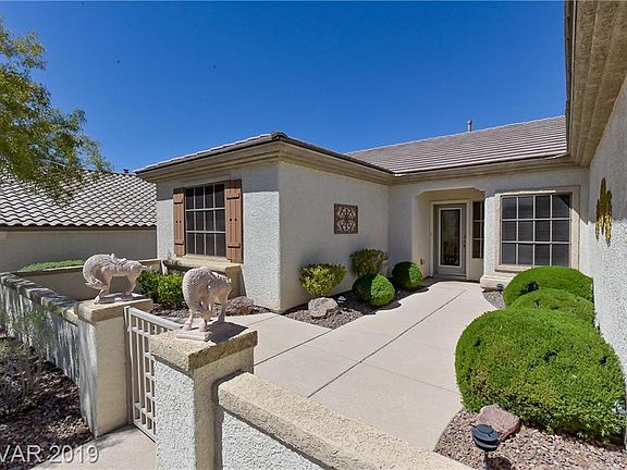 3rd image of 2339 Schaeffer Hills Dr