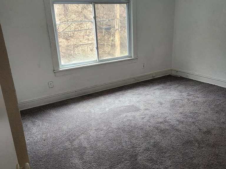 181 Spring St — Photo 5