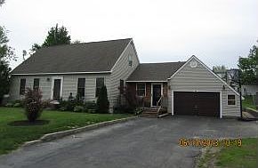 1st image of 28 Seminole Dr