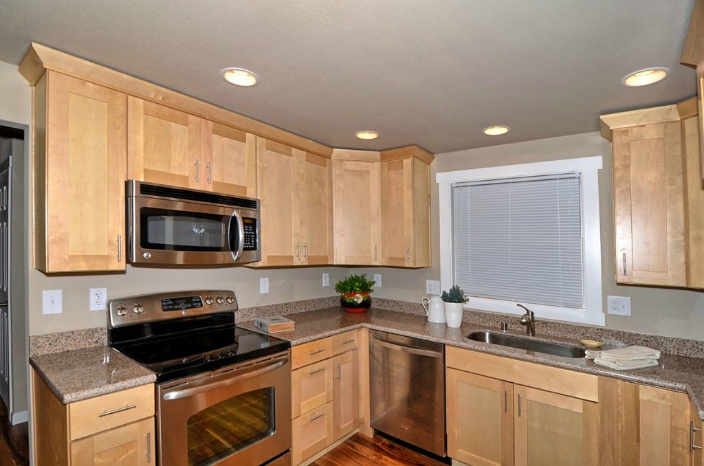 Lake Forest Park, WA 98155