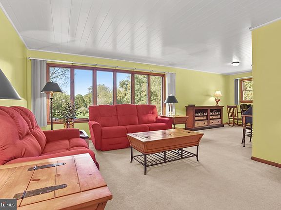 2nd image of 13734 Barberry Way