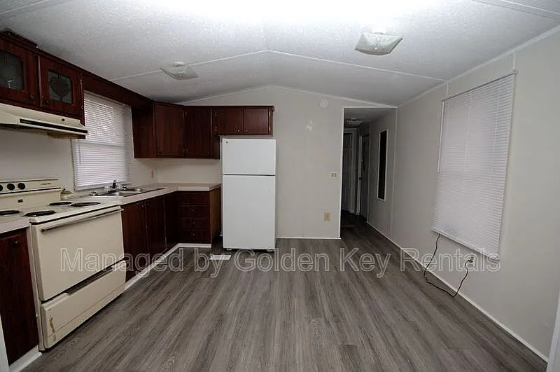 2 bed, 2.0 bath, $950 — Photo 4