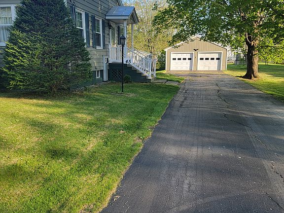 4th image of 45 Rollins St