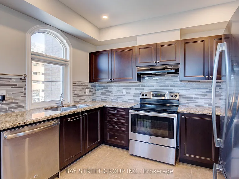37 Drewry Ave #3 — Photo 9
