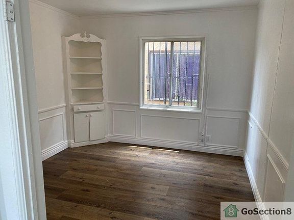 2nd image of 7620 S Western Ave APT 2