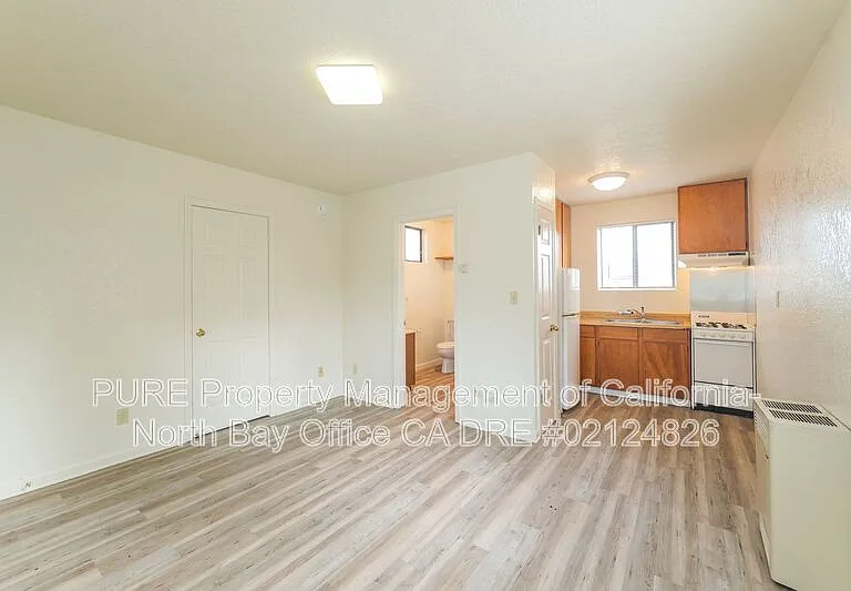 4911-3 Occidental Rd — Photo 9
