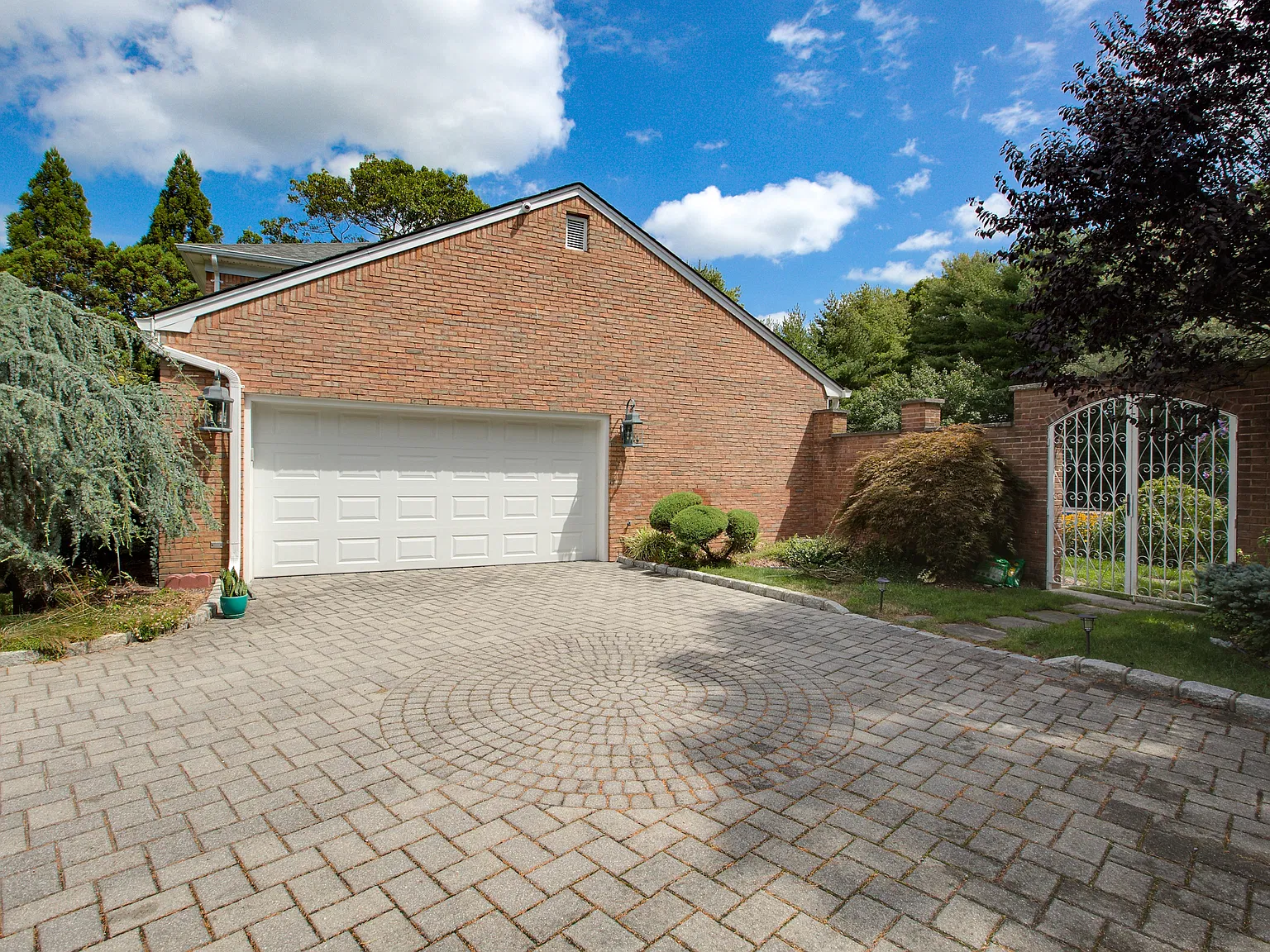 Margin Dr W, Shirley — Photo 2