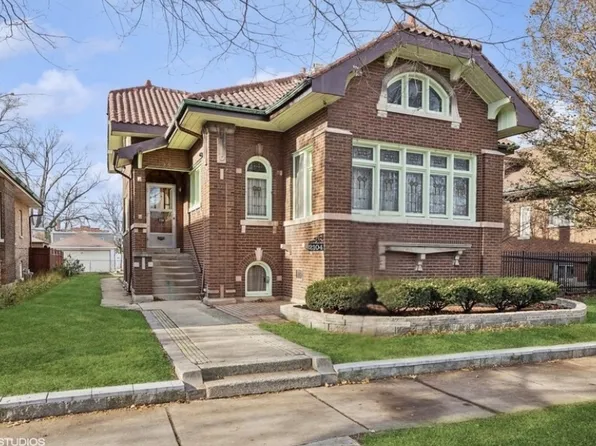 2104 S Austin Blvd, Cicero, IL 60804