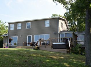 23920 Lake Rd, Bay Village, OH 44140