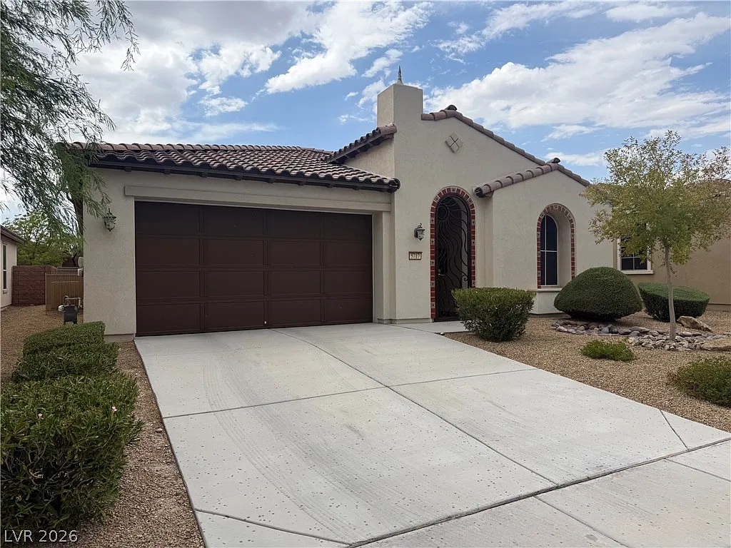 2 bed, 2.0 bath, 1893 sqft, $2,900 — Photo 1