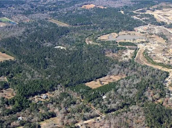 Hough Rd, Madisonville, LA 70447