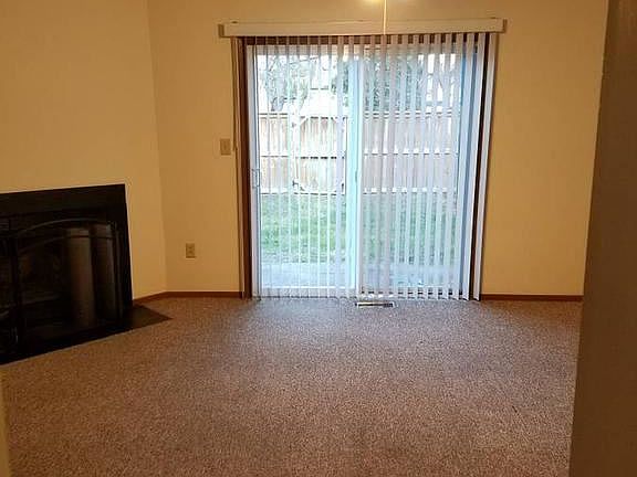 2nd image of 792 Crofton Cir