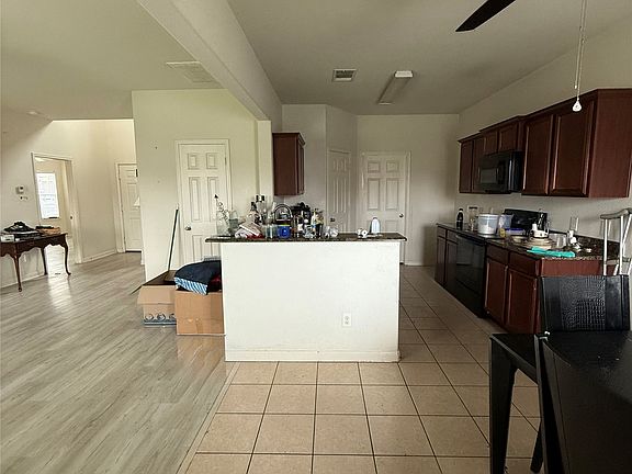 5th image of 3309 Overstreet Ln